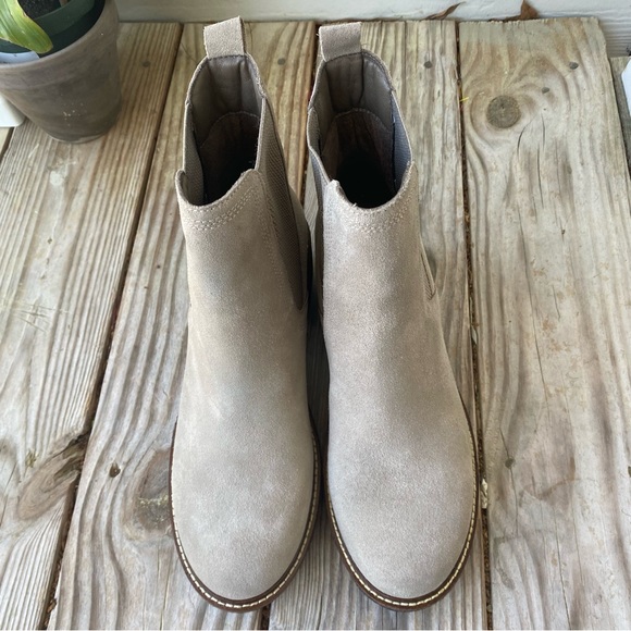 Vintage Havana Piano Grey Bootie - Picture 5 of 10